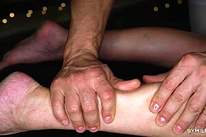 Super Hot Amy Goodhead Feels Intense Desire