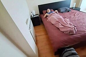 Wife Squirts And Gets Facial Cum From Nurse After Surgery