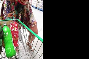 Big ass play in market setting