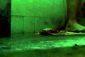 Indian aunty taking bath full nude.