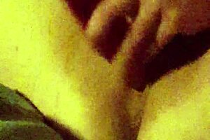 Watch Liz fuck herself with dildo!