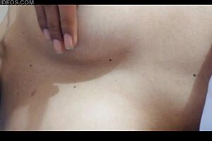 rica mi flaca tocandose para mi