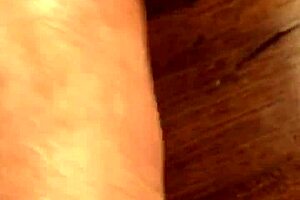 Hey, licking those dirty feet feels so fetishy 😋