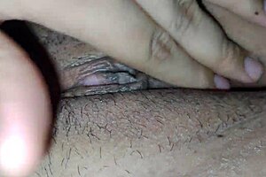 hey, check out this rico masaje en la vagina with licking and masturbation close up 😏