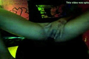 Tiny chat for web conversations