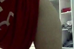 amateur girl masturbating alone in her room, fingers deep inside