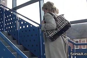 Adulterous British mature Gill Ellis shows off large boobs in lingerie