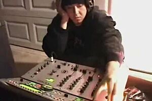 college sluts ride dicks as others watch 😏