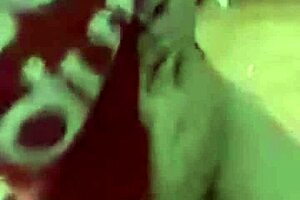 Amateur handjobs on Periscope