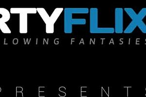 Intriguing close-up of cheerleader Vanessa Devis working out and having anal sex