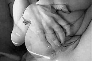 Ela Darling Photo Slideshow From 2013