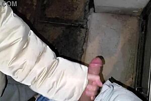 Public Oral Sex On Venice Streets With Quick Blowjob On First Date