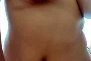 my friend grinding her ass on my cock