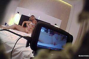 amateur couple - play with her pussy