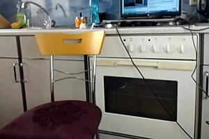 watch me shake my naked booty for you