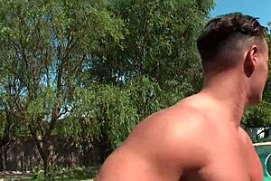 Jessica Moore enjoys sunbath with sperm lotion from Lauro Giotto