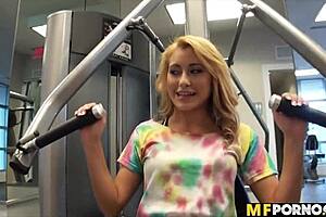 marina angel is so hot! 😘