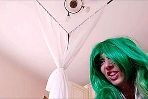 my colleague and i are having fun humiliating this poor asshole 😈