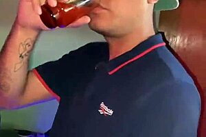 Tengo Sexo En Una Fiesta Mientras Los Invitados Me Filman