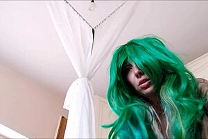 my colleague and i are having fun humiliating this poor asshole 😈