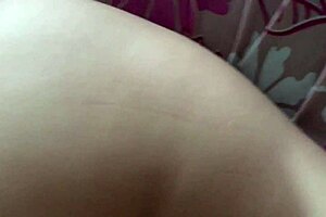 entre a su cuarto para verle las nalgas no imagine que me dejara met�rsela toda