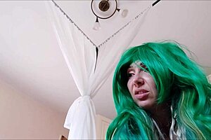 my colleague and i are having fun humiliating this poor asshole 😈