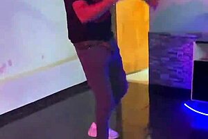 Tengo Sexo En Una Fiesta Mientras Los Invitados Me Filman