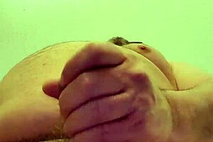 Guy Enjoys Intense Solo Masturbation Stroking in Hotel Room with Detailed Close-Ups!