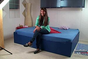 Chiara 22 Ein Junges Teen 18+Y Beim Porno Interview