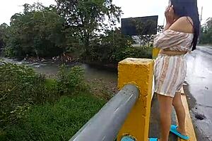 Intimate public gets young couple