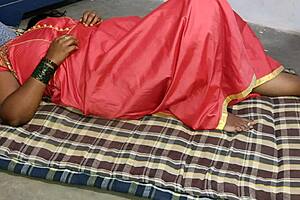 Wife and husband explore muff diving