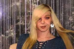 Sexy gamer girl roxy teases in slow motion with her ass and shoes