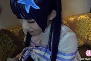 japanese idol cosplayer in hentai cosplay intro