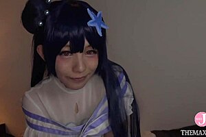 japanese idol cosplayer in hentai cosplay intro