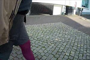 strumpfhose outdoor adventure, what do you see?