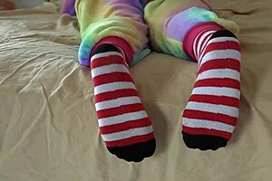 Strip tease Asian solo performer is able to tear clothes and socks