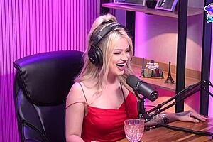 The Blonde Girl Had Multiple Orgasms In California