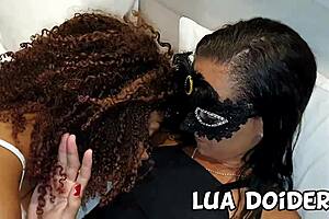 Levei a puta pro hotel e o jr comeu nois duas - jr doidera