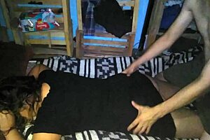 le hago masajes a mi vecina rica