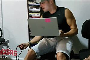 Wanessa Boyer Eats Pussy Outdoors