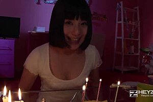 Christmas with my kawaii girlfriend, POV sex and creampie. Want to join?