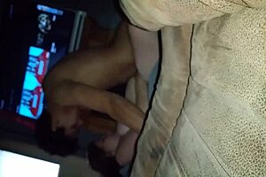 Jsizzle fucks Alexis at friend's crib