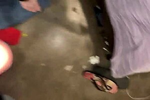 amateur latina whore sucking cock