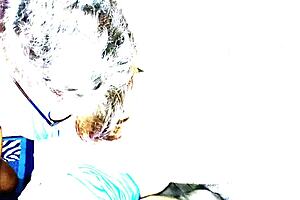 Comi o rabão do meu primo no sofá de casa!