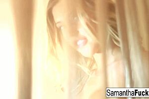 Does Samantha Saint Finger Her Pussy?