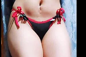 Asian wife squirts after dancing