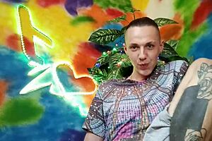 Sexy Gay Roman Gisych in High Definition