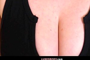 Lauren Phillips Licks Maya Woulfe's Pussy.