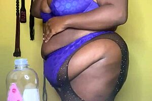 Domme evokes deep emotions with hypnosis fetish