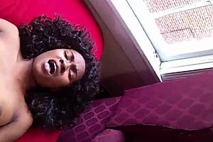 nasty ass gawslee gets rough close up fuck 😏